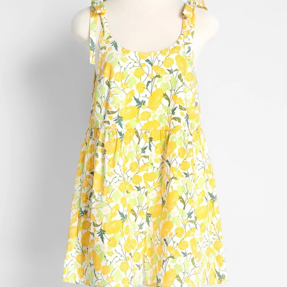NWT Modcloth Buttercup Floral Romper